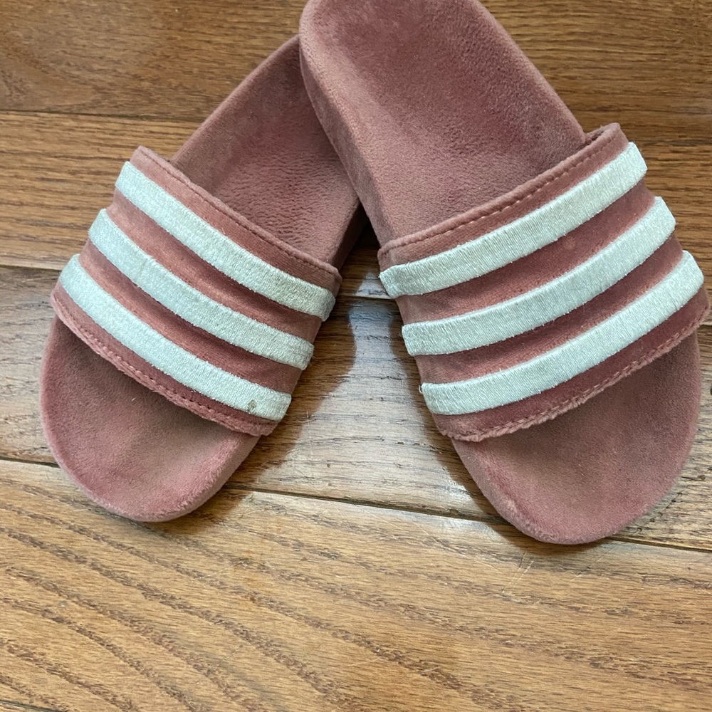 Girls Slides - Picture 2 of 4
